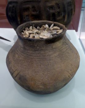 Custom urns