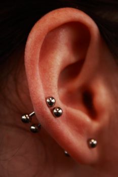 Tips to Save Money on Ear Piercing without Compromising on Quality